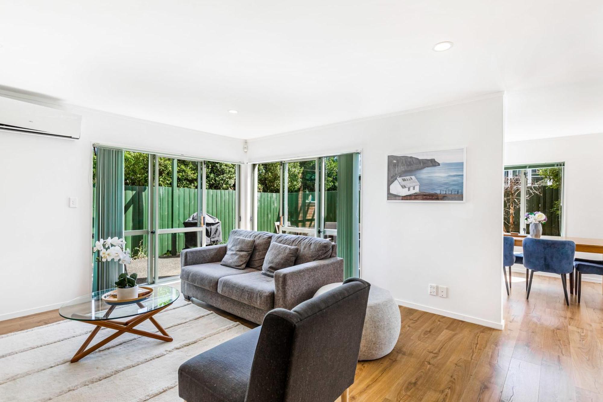 Private And Sunny 3-Bedroom Home With Parking Auckland Exterior foto